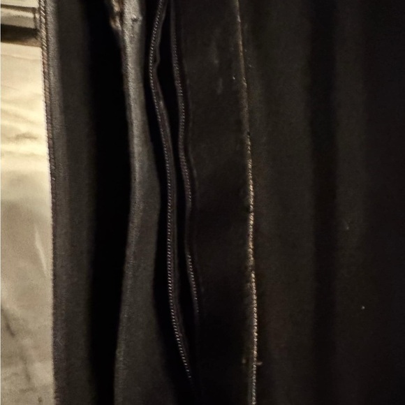 Liz Claiborne Elegant Brown Leather Bag 11x7in - Picture 10 of 13